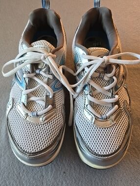 Dr. Sholls Women’s White and Light Blue Athletic Sneakers